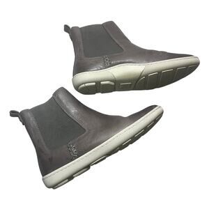 Frye Women 8 Gray Distressed Leather Melissa Chelsea Sneaker Bootie Ankle Boots